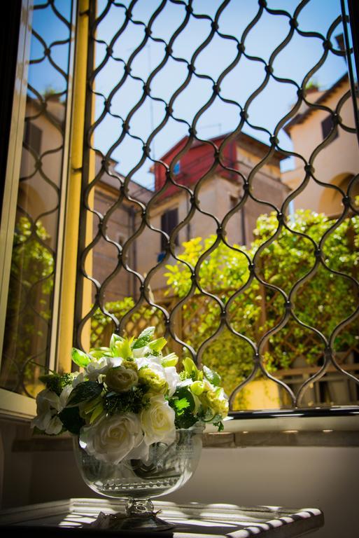 Flowers Apartments Рим Стая снимка