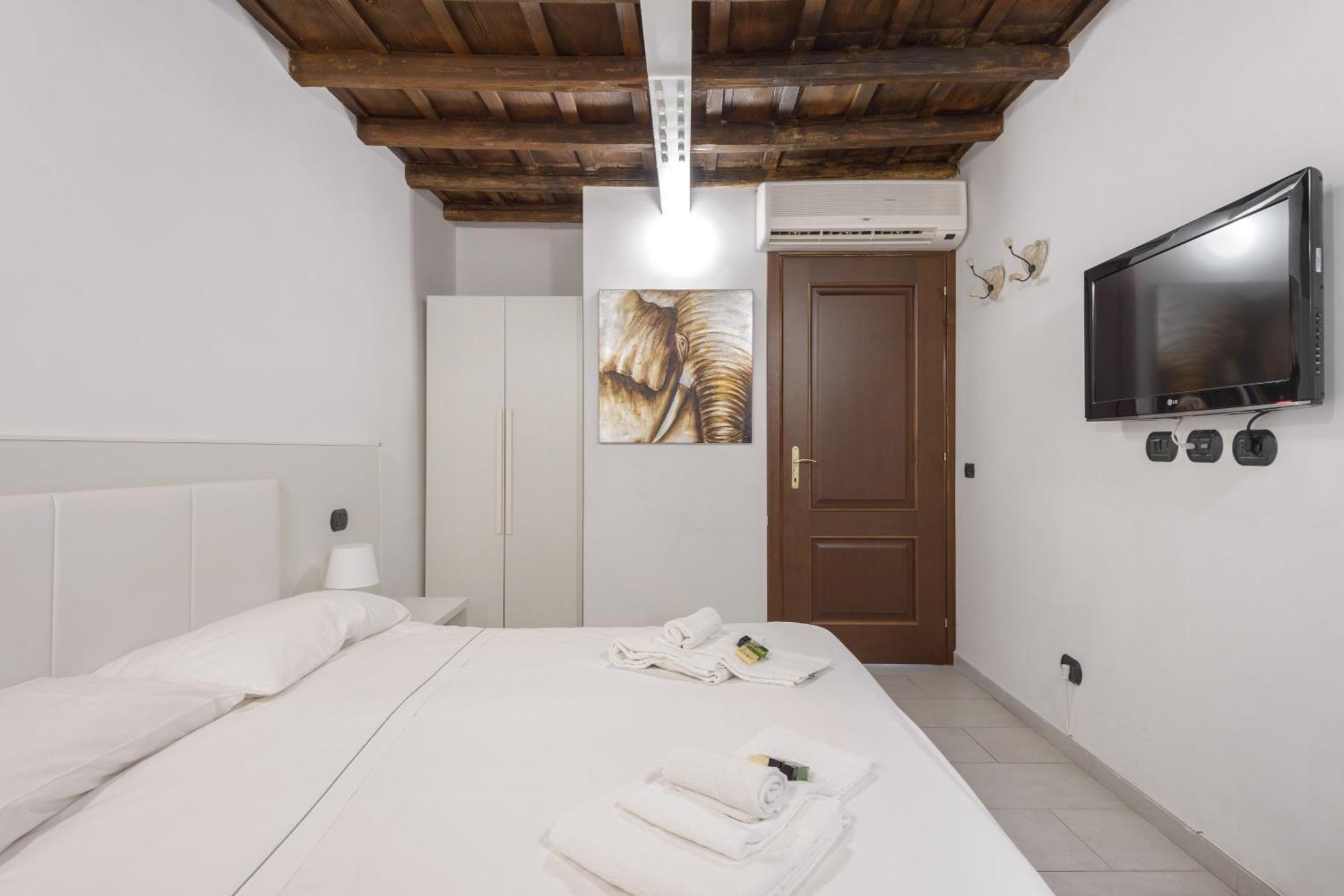 Flowers Apartments Рим Стая снимка